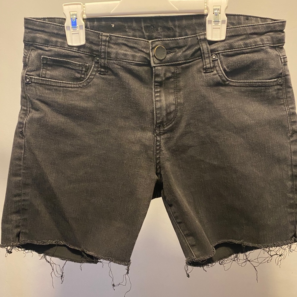 black jean shorts